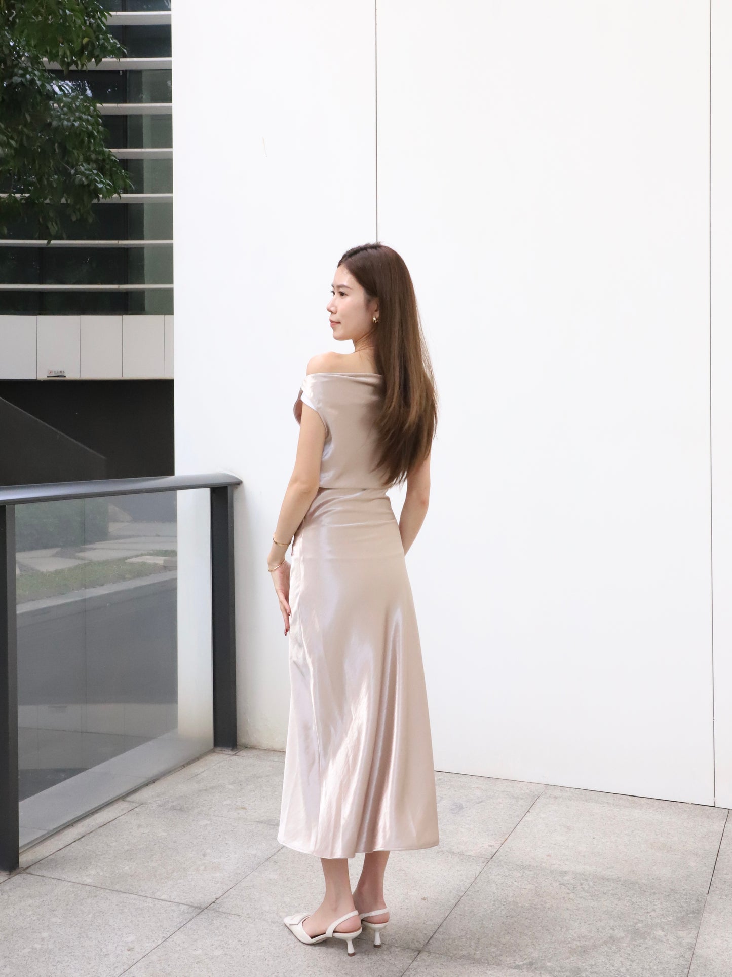 ashchic made One side off silk maxi dress