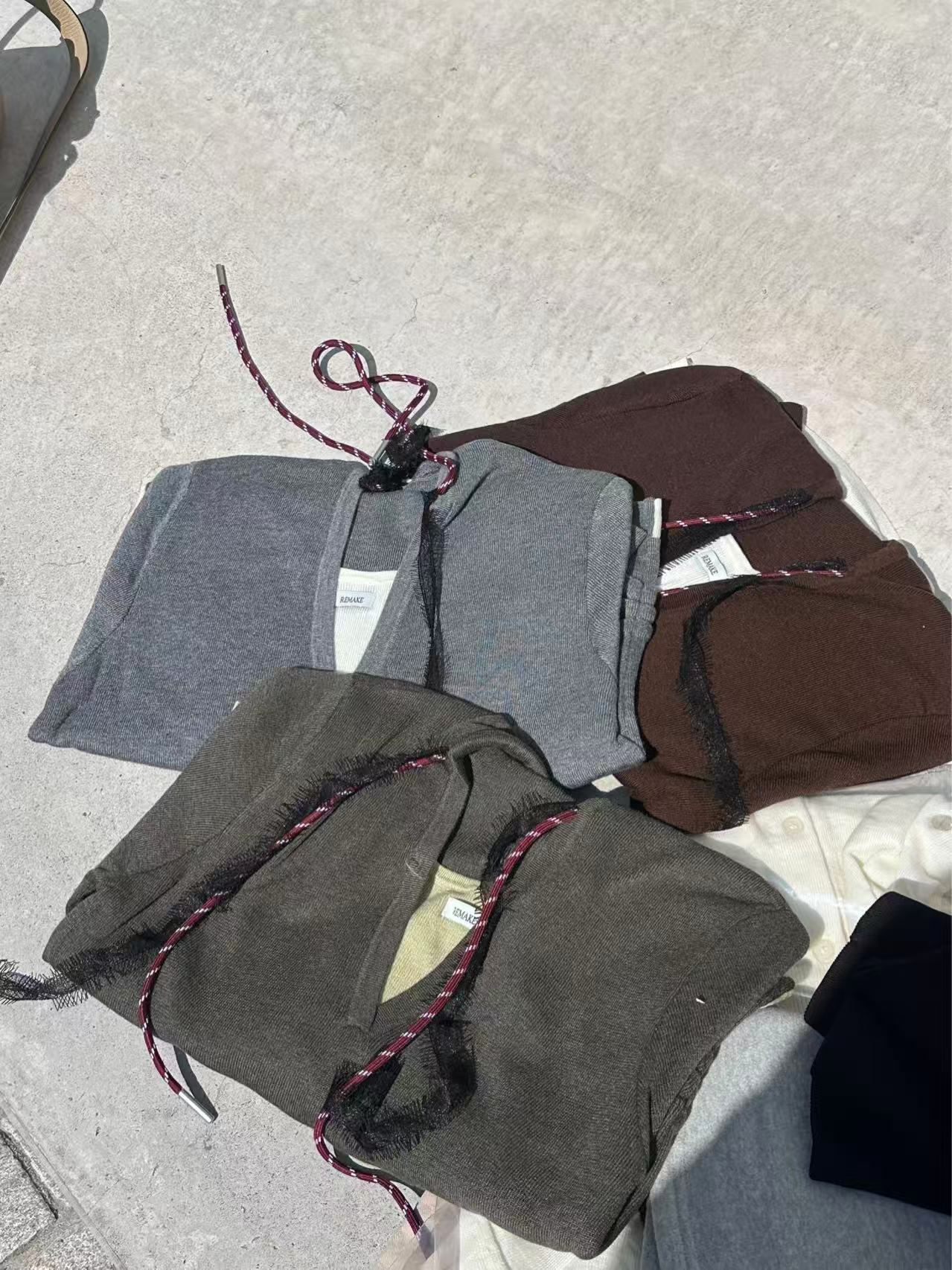 Mix Collar Tied Knitted Hoodie