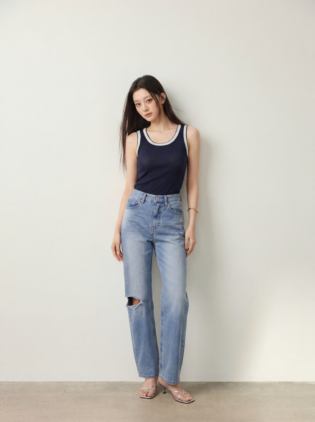 Knitted Outline Tank Top