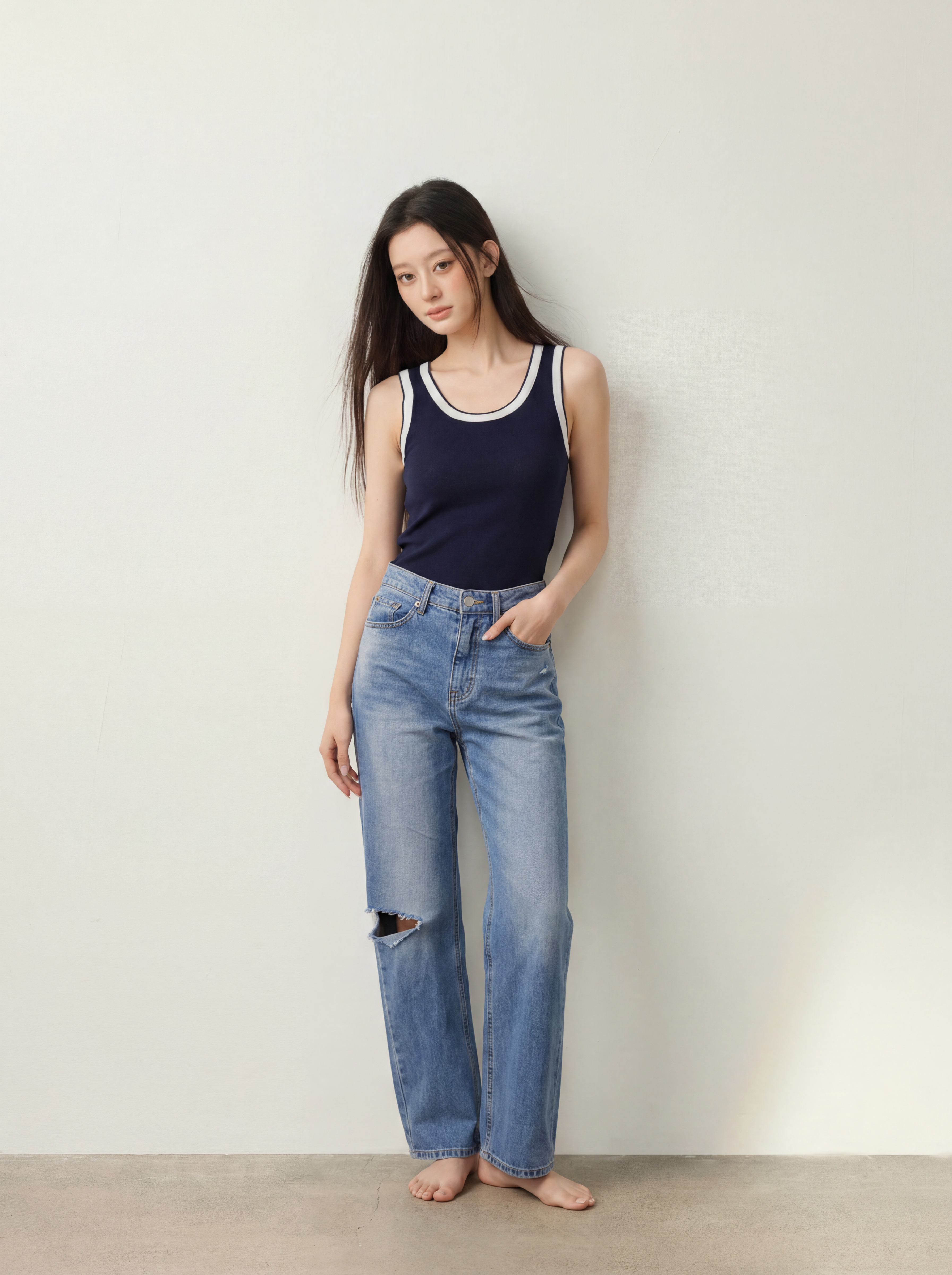 Knitted Outline Tank Top