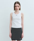 W U NECK SLEEVELESS