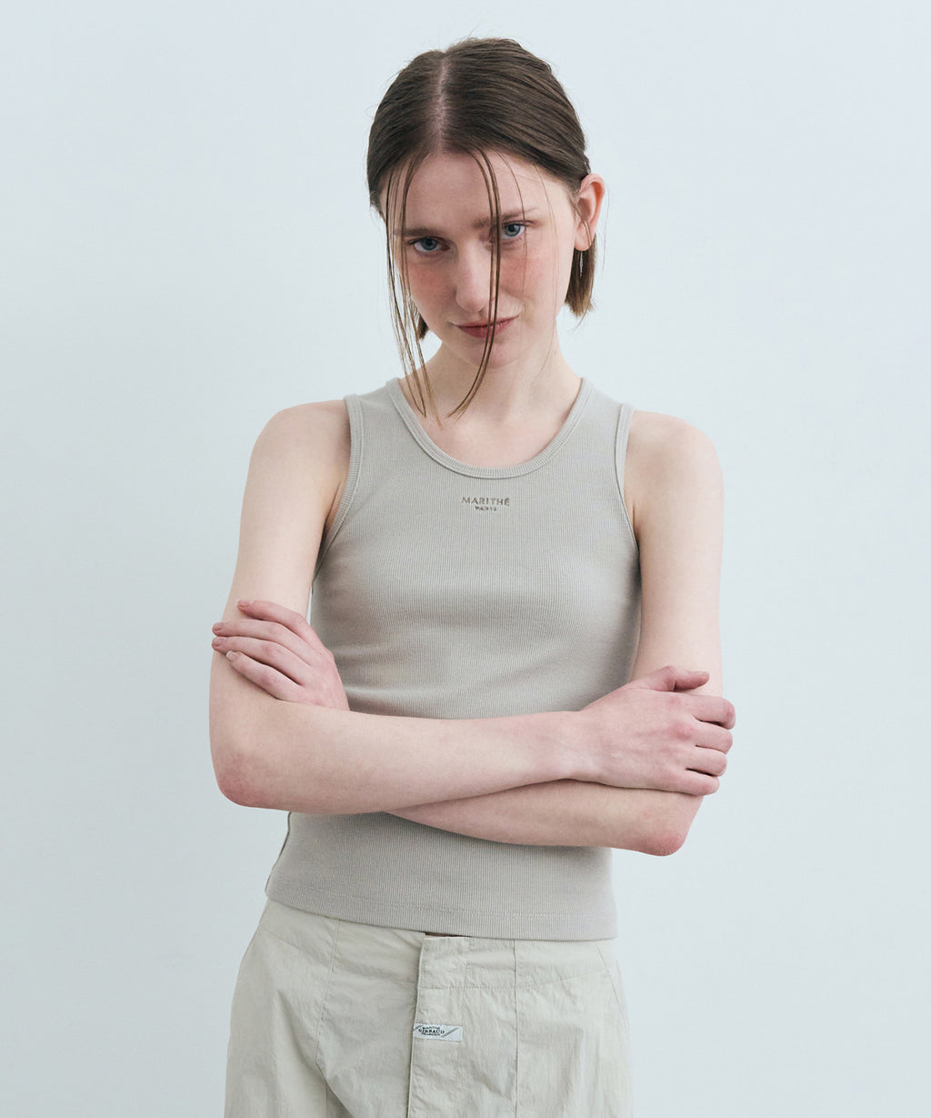 W U NECK SLEEVELESS