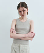 W U NECK SLEEVELESS