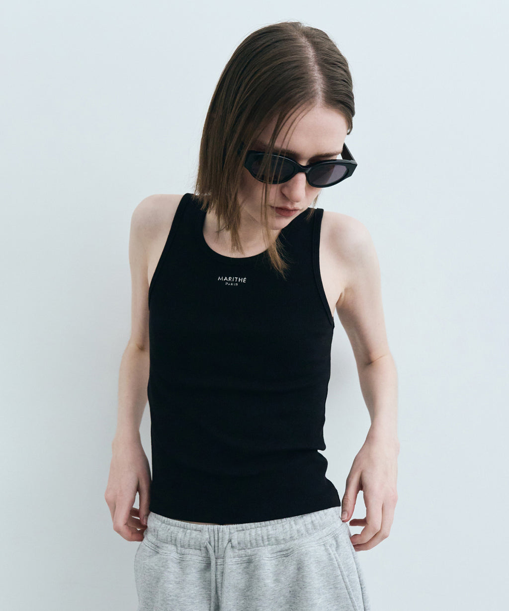 W U NECK SLEEVELESS