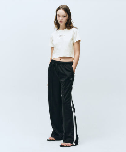 W LETTERING CROP TEE