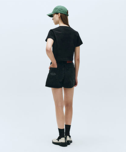 W LETTERING CROP TEE
