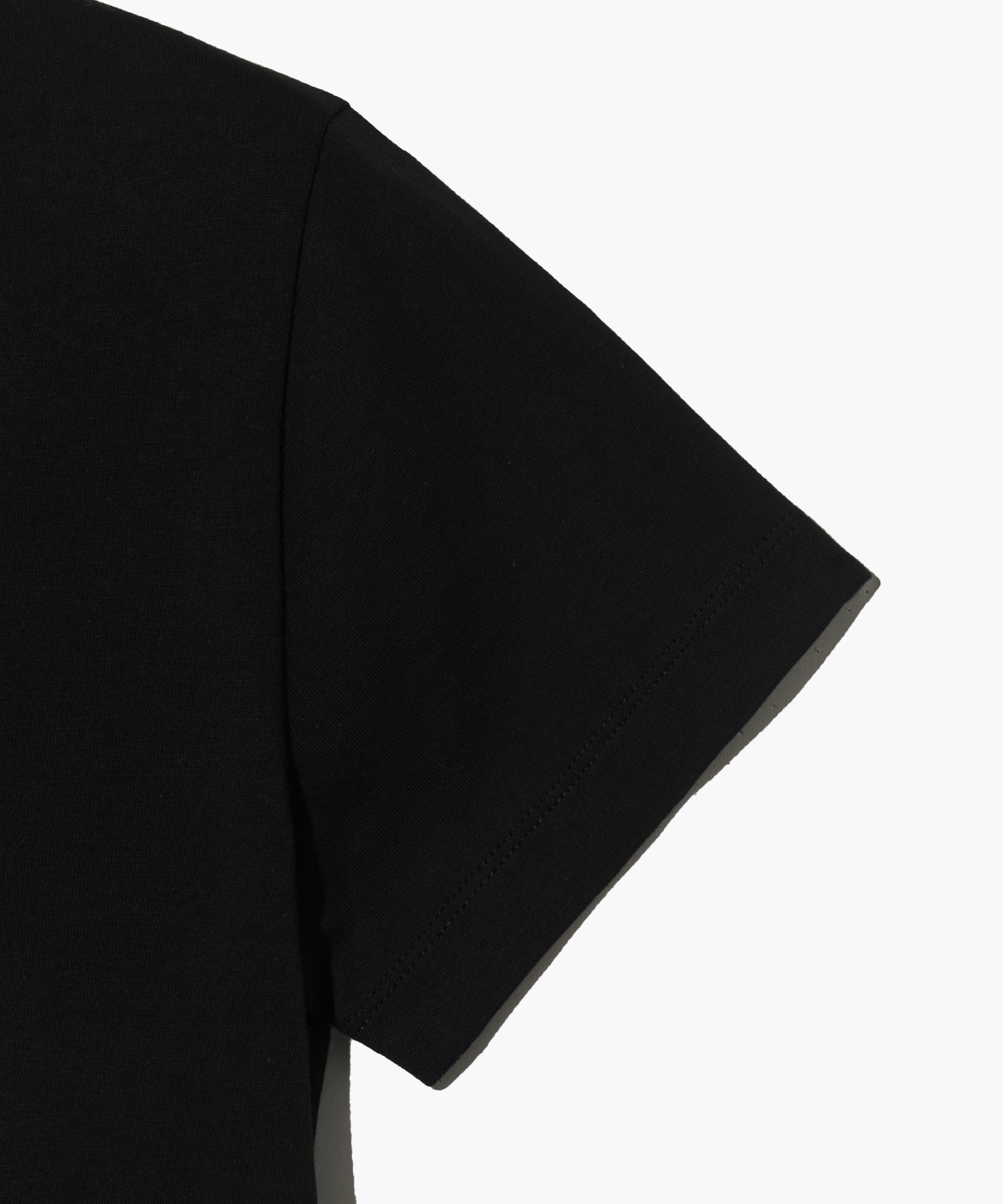 W LETTERING CROP TEE