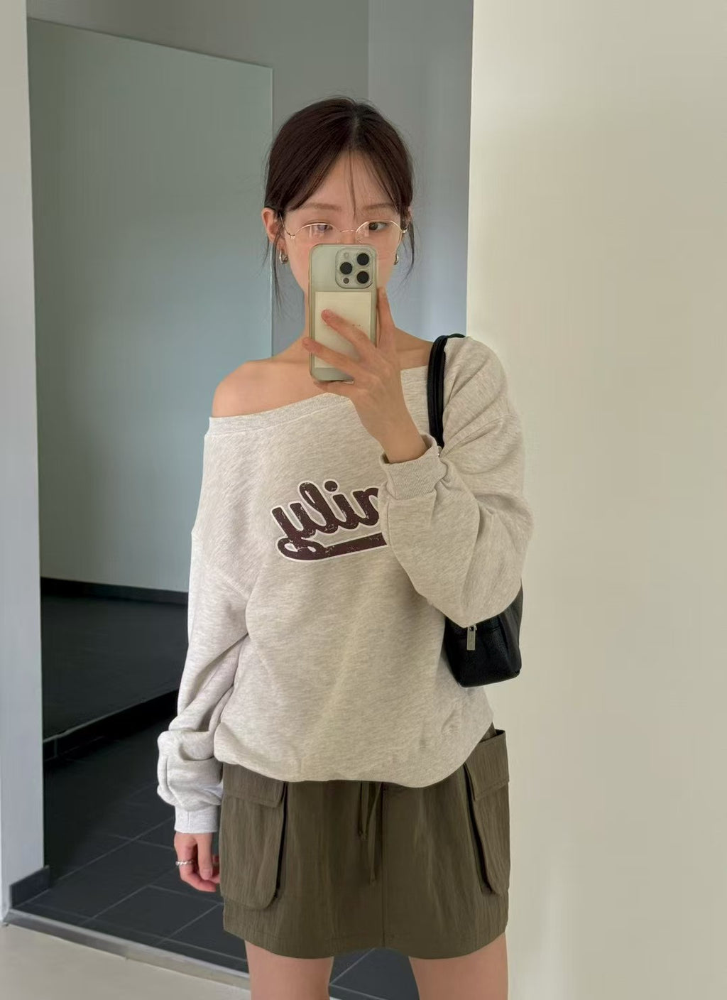 Boat Neck Sweatshirt