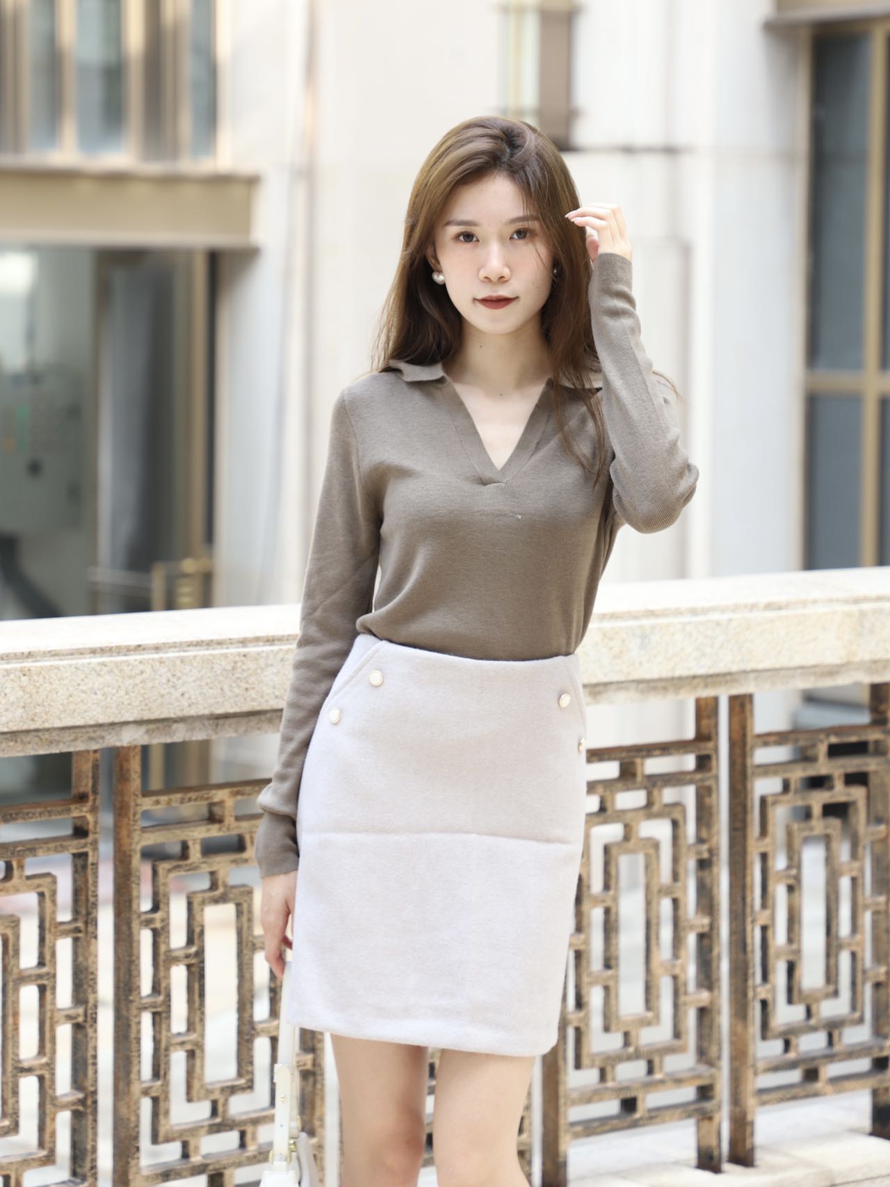 Basic Collar Neck Long Sleeves T-Shirt