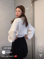 Zip Up Strap at the back Sweater