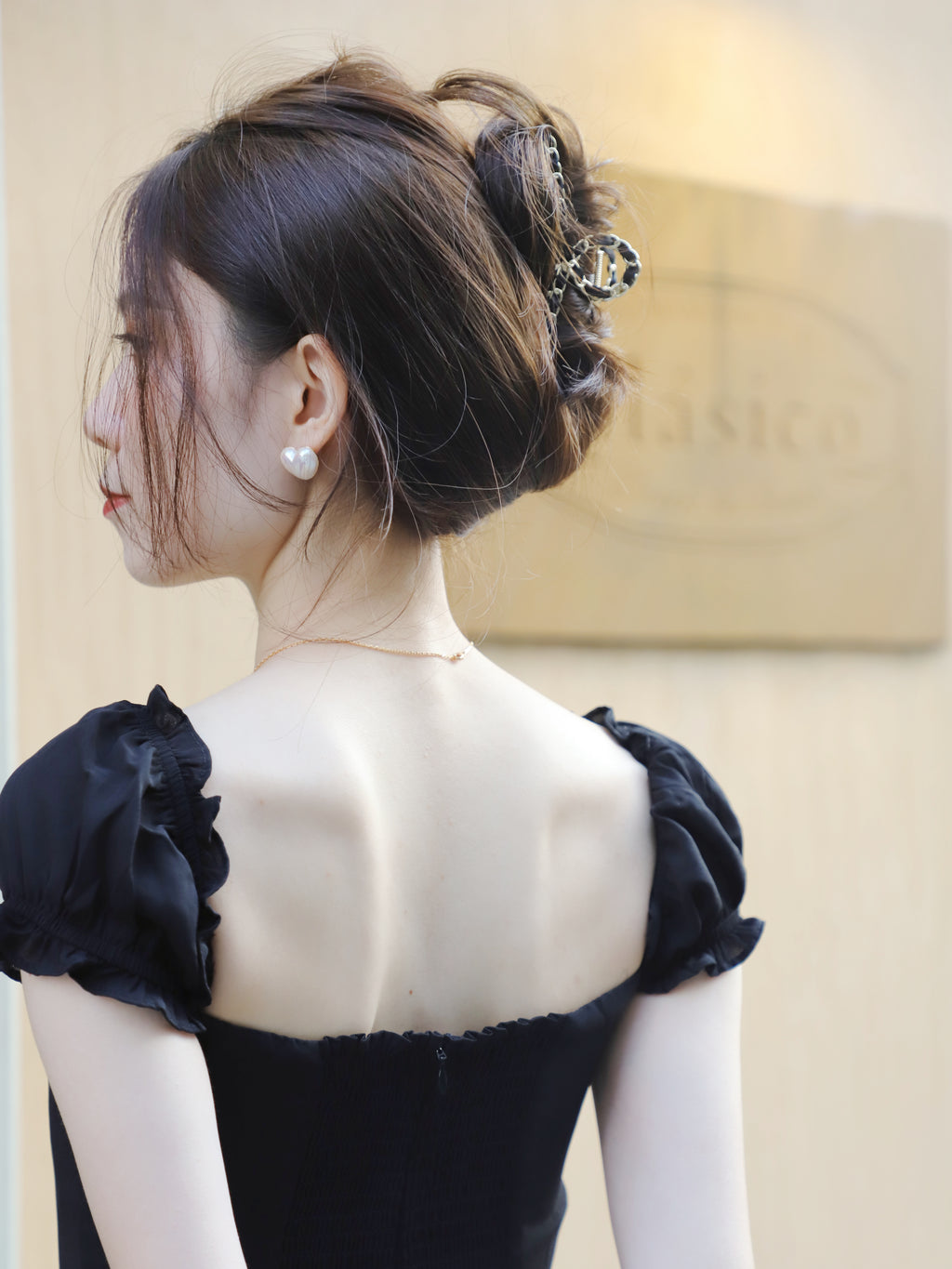 Ruffles Sleeves & Sweetheart Neckline Mini Dress
