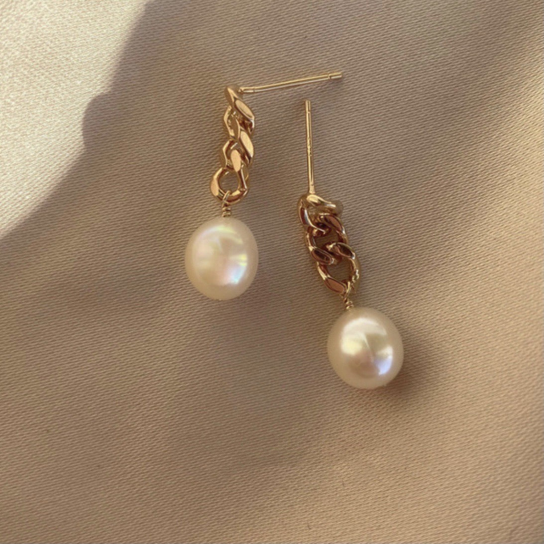 925 Chain & Pearl Earrings